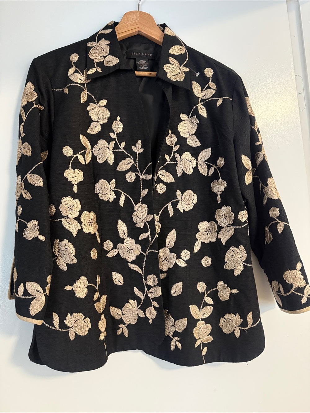 Silk Land 100% Silk Black Floral Embroidered Jacket